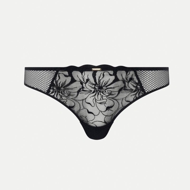 Schwarzer String mit filigraner floralen Stickerei von Chantelle aus der Serie Fleurs - Produktansicht