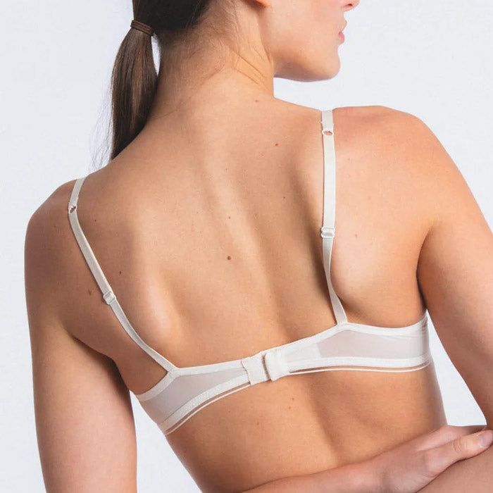 Dessous von Maison Lejaby aus der Serie SIN - Transparenter cremefarbener Bügel-BH mit Cups aus hochwertiger Stickerei ungefüttert - Rückansicht