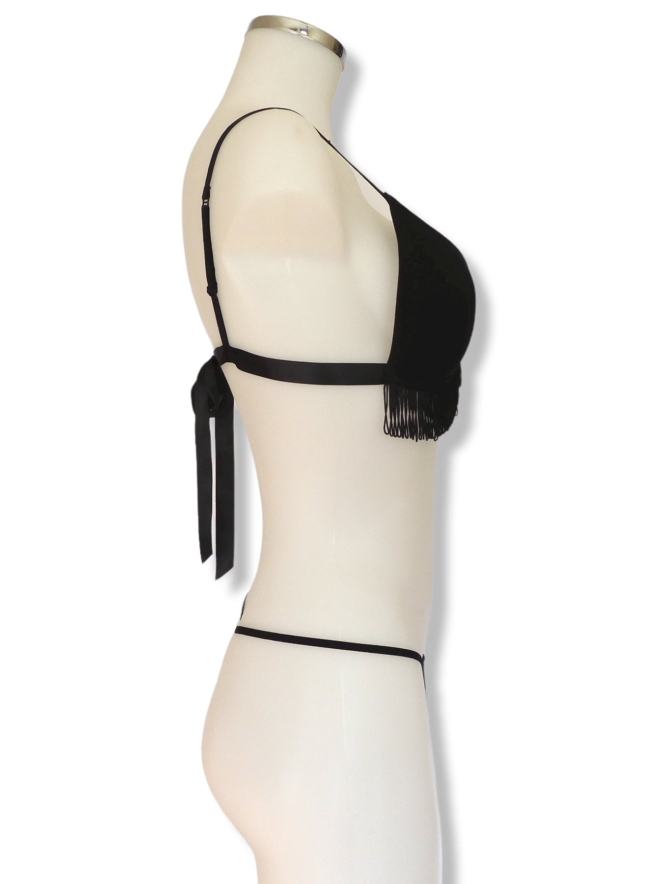 Schwarzer Burlesque Fransen Triangle BH mit transparentem G-String Seitenansicht| fishbelly handmade Lingerie