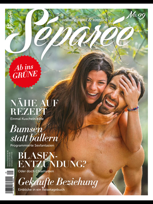 Urbane Lingerie-Ästhetik Berlin: Cover des Séparée Magazins mit dem Feature ‚Dessous-Darling‘ – fishbelly Lingerie in der Presse.