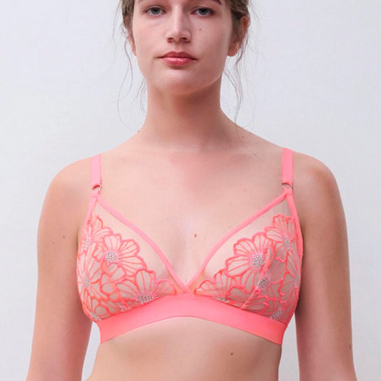 Blumen-Stickerei Bralette ohne Bügel von Chantelle Pulp aus der Dessous-Serie Lush in Farbe Bubblegum (orange-pink) - Vorderansicht