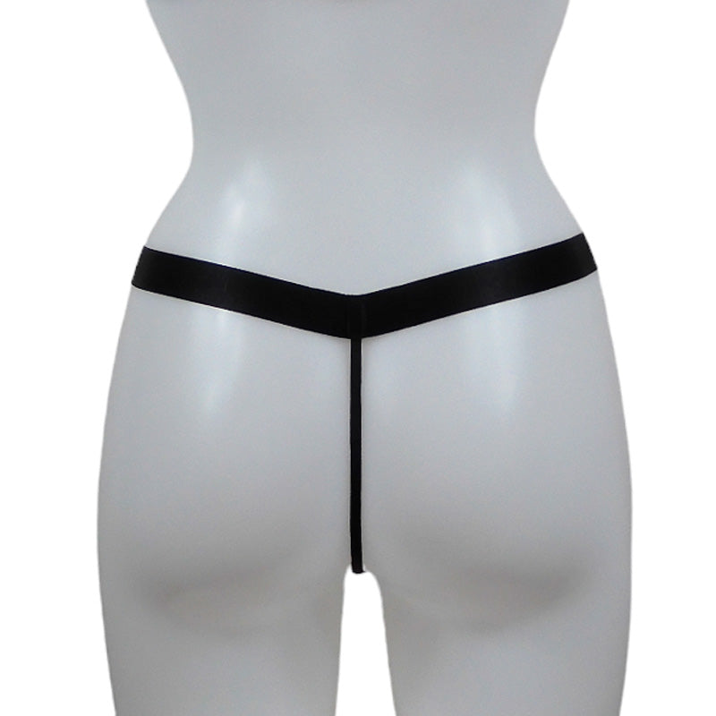 Offener G-String aus hochwertiger pinker Spitze, eingefasst mit einer schwarzen klassischen breiten Spitzenborte von fishbelly Lingerie handmade in Berlin - Rückansicht