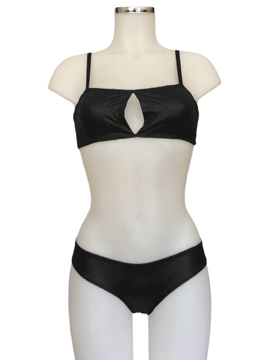Sophia Slip aus Faux Leather | handgemacht